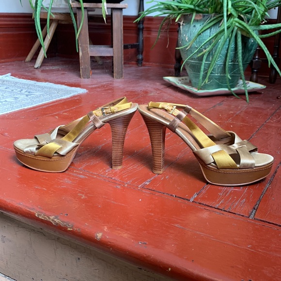 Nine West strappy high heels. - Picture 5 of 7